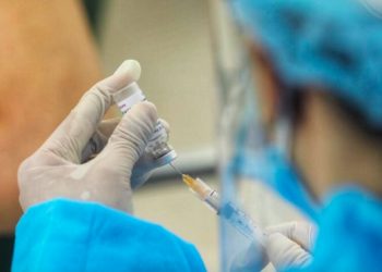 Sáng 4/7: Ca COVID-19 nhiễm biến thể phụ BA.5 ở nước ta có thể tăng; Bao lâu sau tiêm vaccine miễn dịch suy giảm?