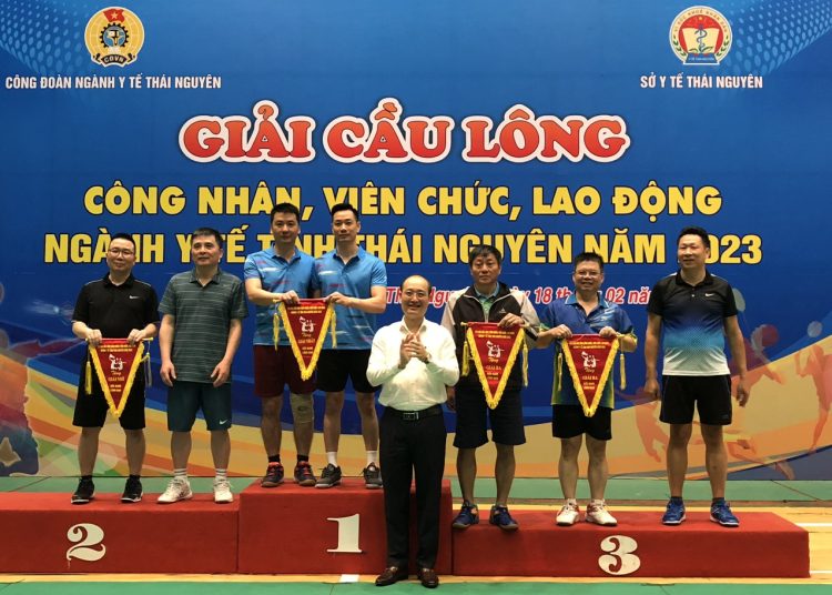 Đoàn viên công đoàn Bệnh viện tham gia giải Cầu lông công nhân viên chức lao động ngành Y tế năm 2023