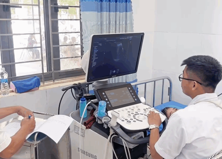 CHĂM SÓC SỨC KHỎE, KHÁM SÀNG LỌC CẤP THUỐC MIỄN PHÍ MỘT SỐ BỆNH THƯỜNG GẶP Ở NGƯỜI CAO TUỔI TẠI VÙNG ĐỒNG BÀO DÂN TỘC THIỂU SỐ VÀ MIỀN NÚI